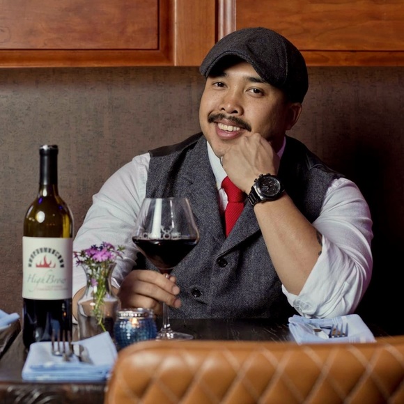 Meet your Posher, Jonny - Picture 1 of 1